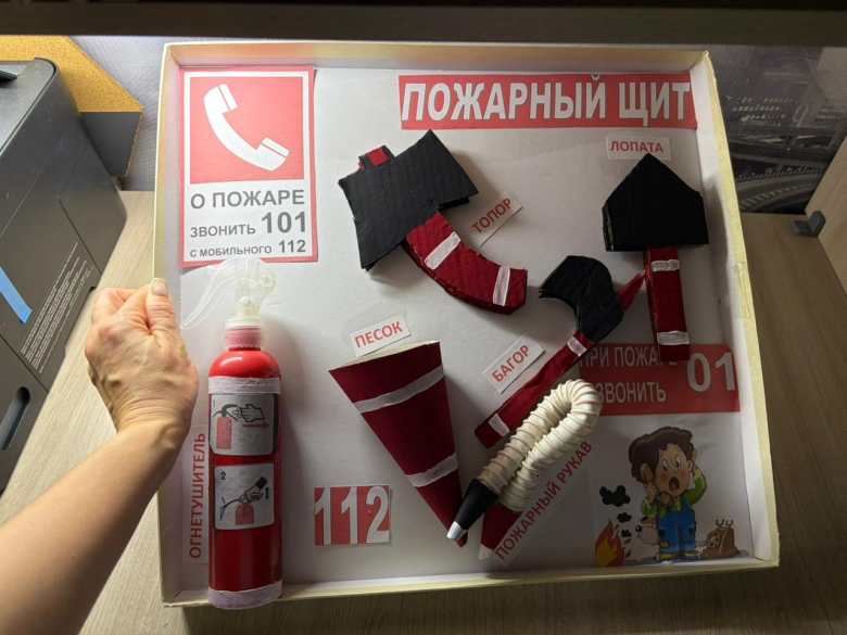 Наша служба и опасна, и трудна! 