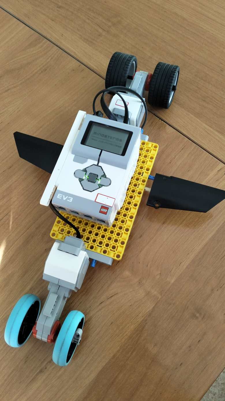 Сухопутный самолет