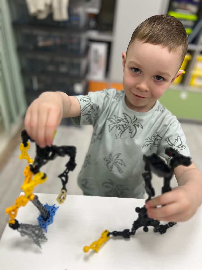 Рободрузья