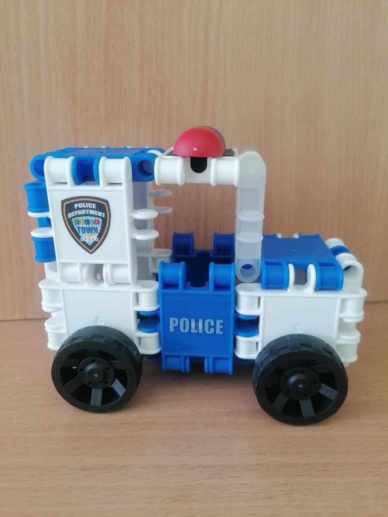 Полицейская машина