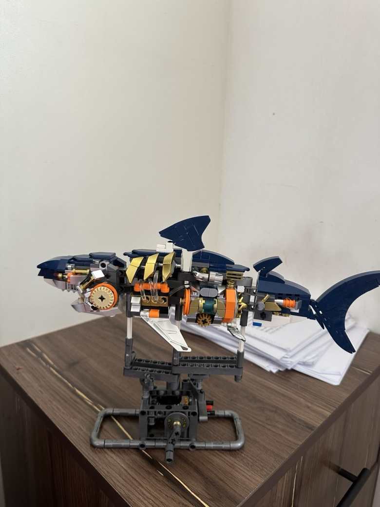 Робот-акула