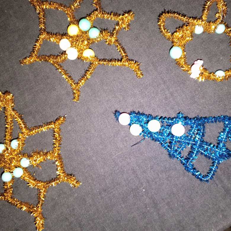 Новогодние украшения