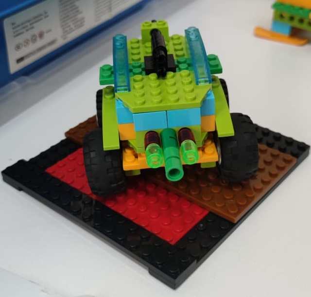 Космический исследователь