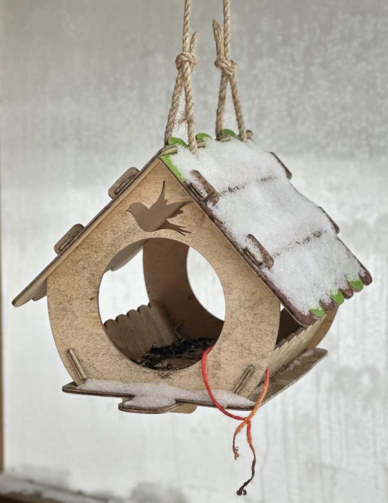 «Птичья столовая»