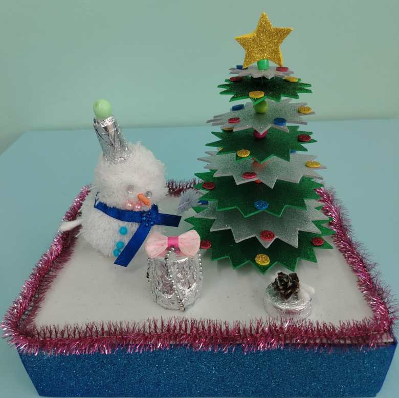 У новогодней елки