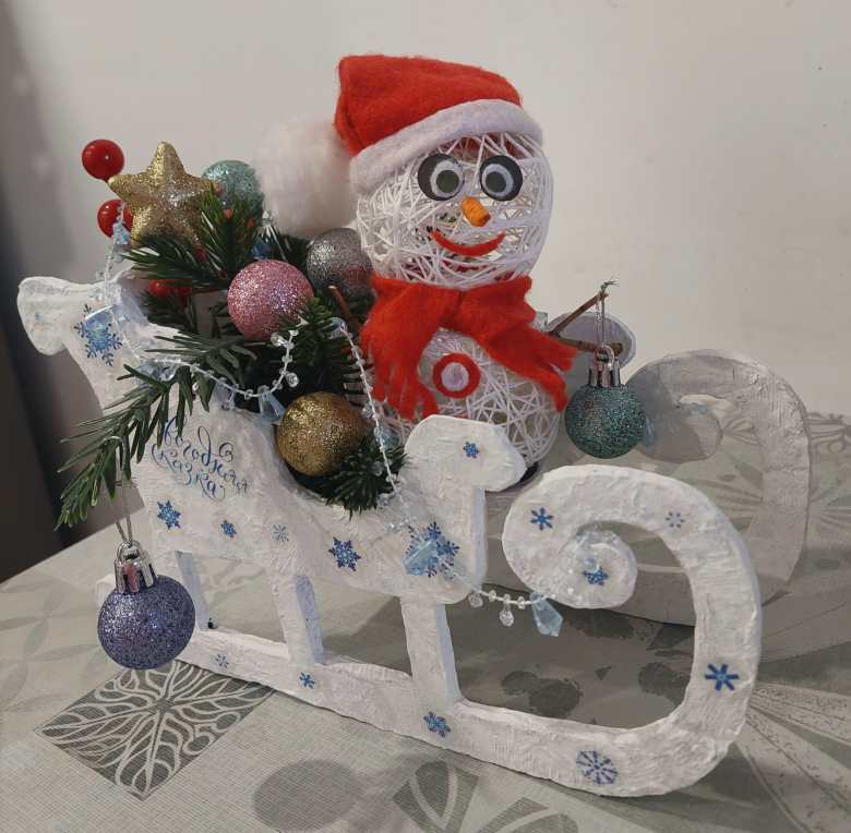 Новогодние сани Деда Мороза