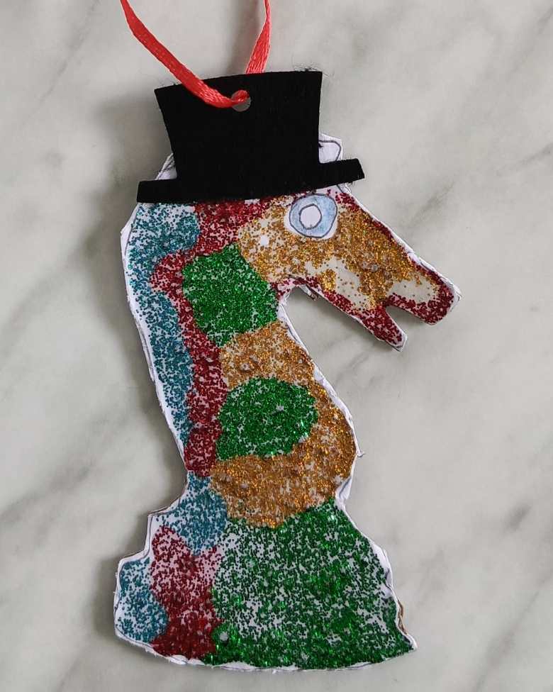 "Шахматная лошадка на елку"