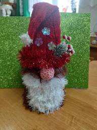 Веселый гном