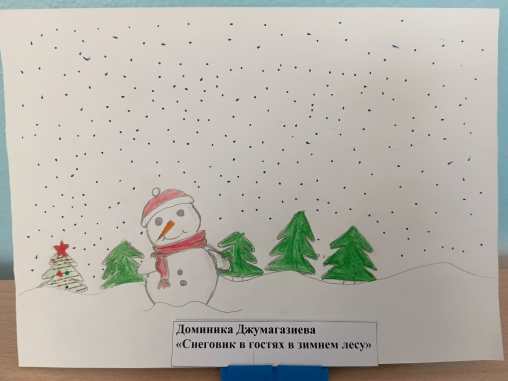 Снеговик в гостях в зимнем лесу