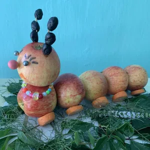 « Гусеница из яблок»