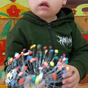 Разноцветная выскочка