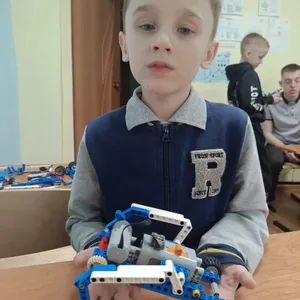 Шагающий робот