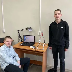 Роботяня