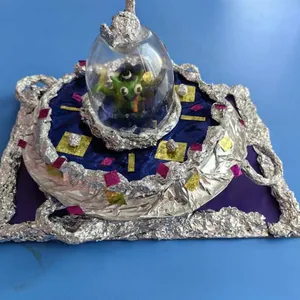 Летающий аппарат с инопланетянином
