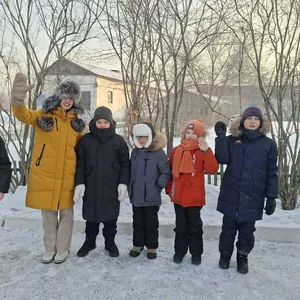" Помощь зимующим птицам".