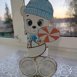 Белый мишка