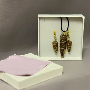 Украшение из белемнита