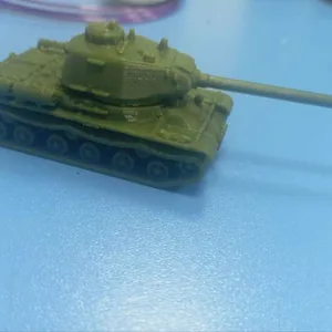 "Советский танк ИС-2"